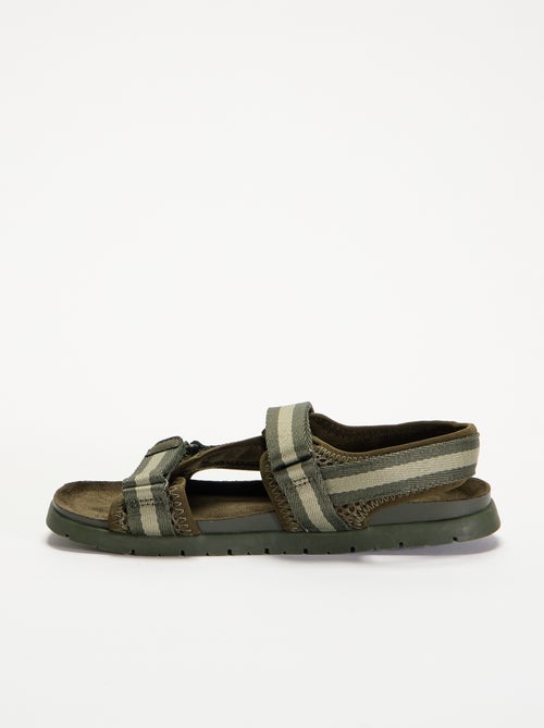 Sandalen mit doppelten Riemen und Klettverschluss - Kiabi Sandalen mit doppelten Riemen und Klettverschluss - Kiabi