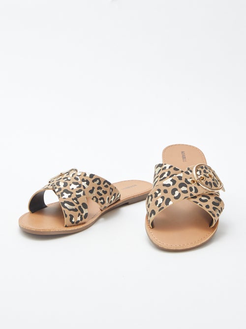 Sandales à brides croisées avec imprimé - Kiabi