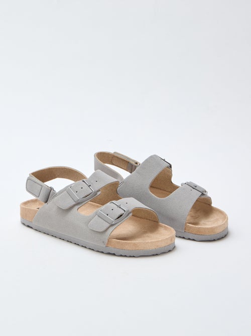 Sandales plates en suédine ajustables - Kiabi