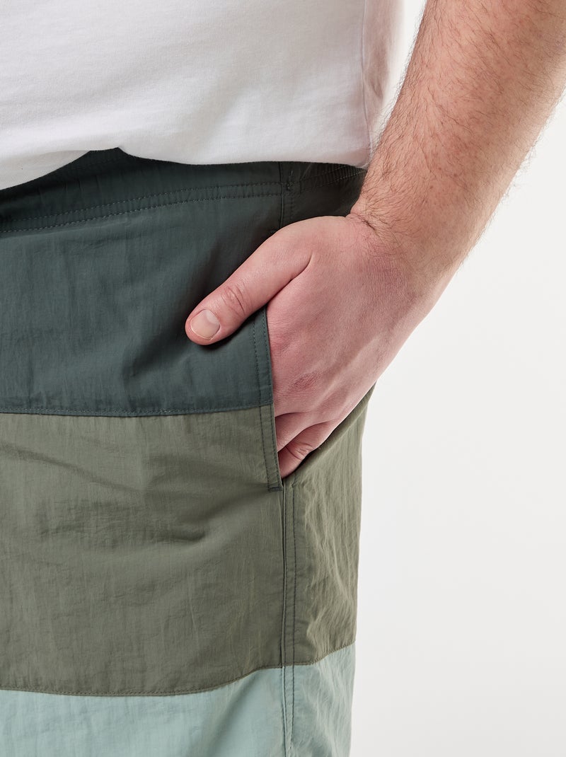 Short de bain tricolore Kaki - Kiabi