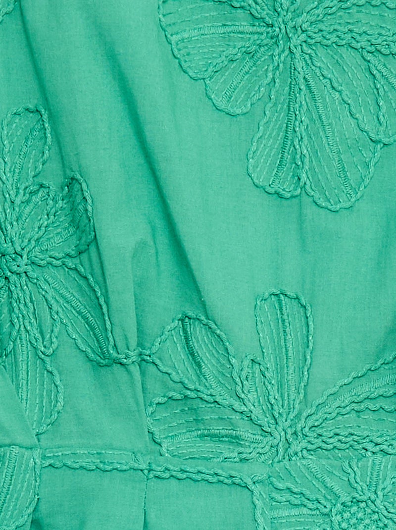 Short jumpsuit with large embroidered flowers Green - Kiabi