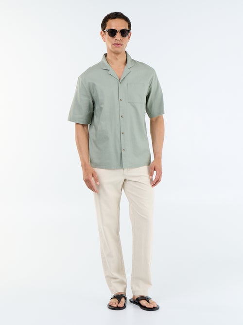 Short-sleeved blended linen shirt with chest pocket - Kiabi Short-sleeved blended linen shirt with chest pocket - Kiabi