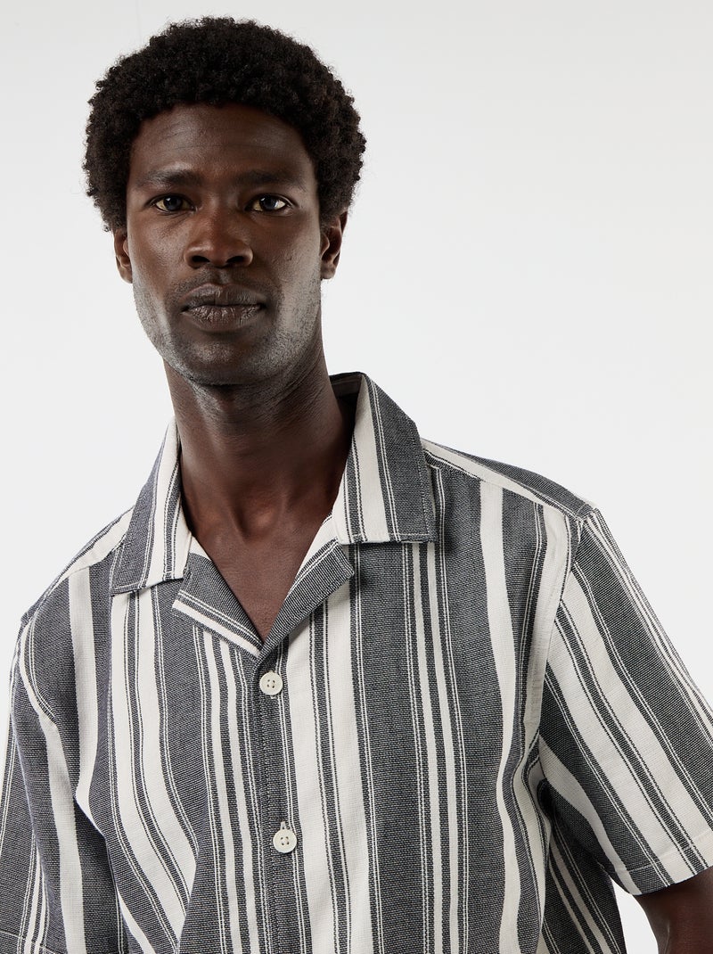 Short-Sleeved Striped Shirt Black - Kiabi