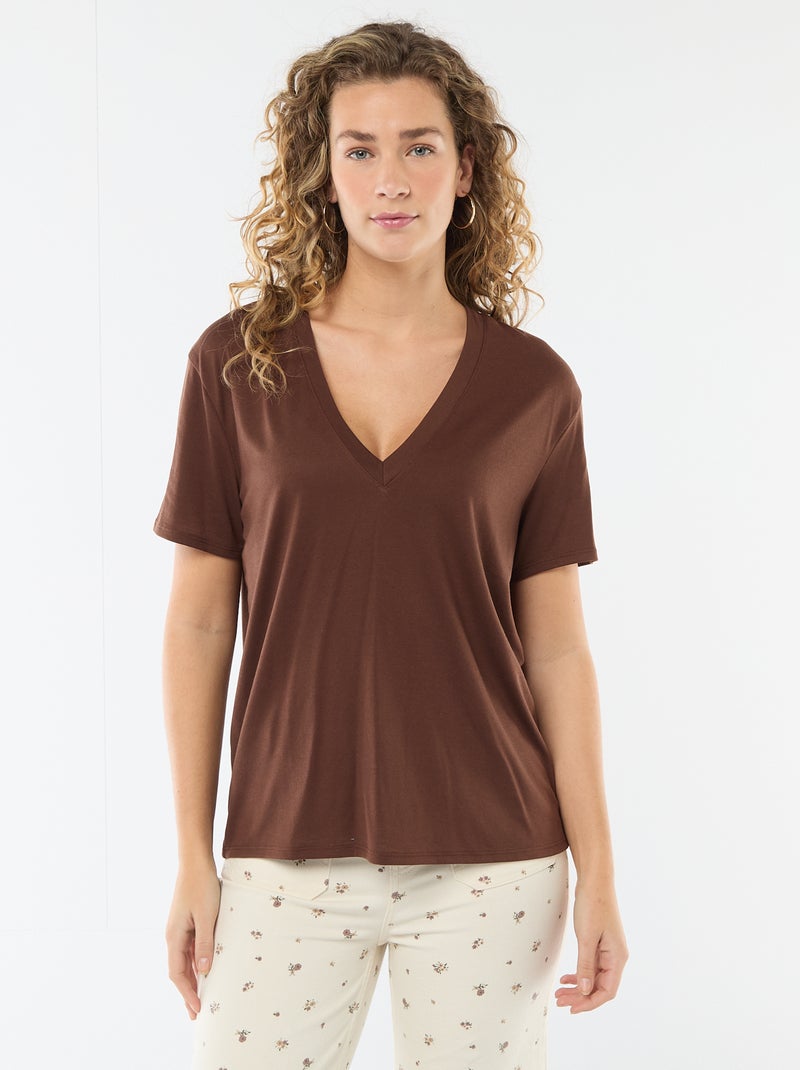 Short-sleeved t-shirt with V-neckline Brown - Kiabi