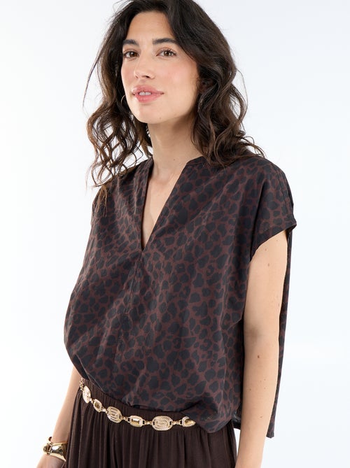 Short-sleeved V-neck blouse - Kiabi