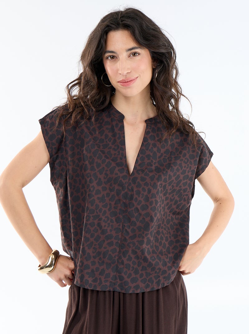 Short-sleeved V-neck blouse Brown - Kiabi