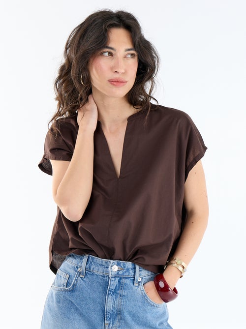 Short-sleeved V-neck blouse - Kiabi Short-sleeved V-neck blouse - Kiabi