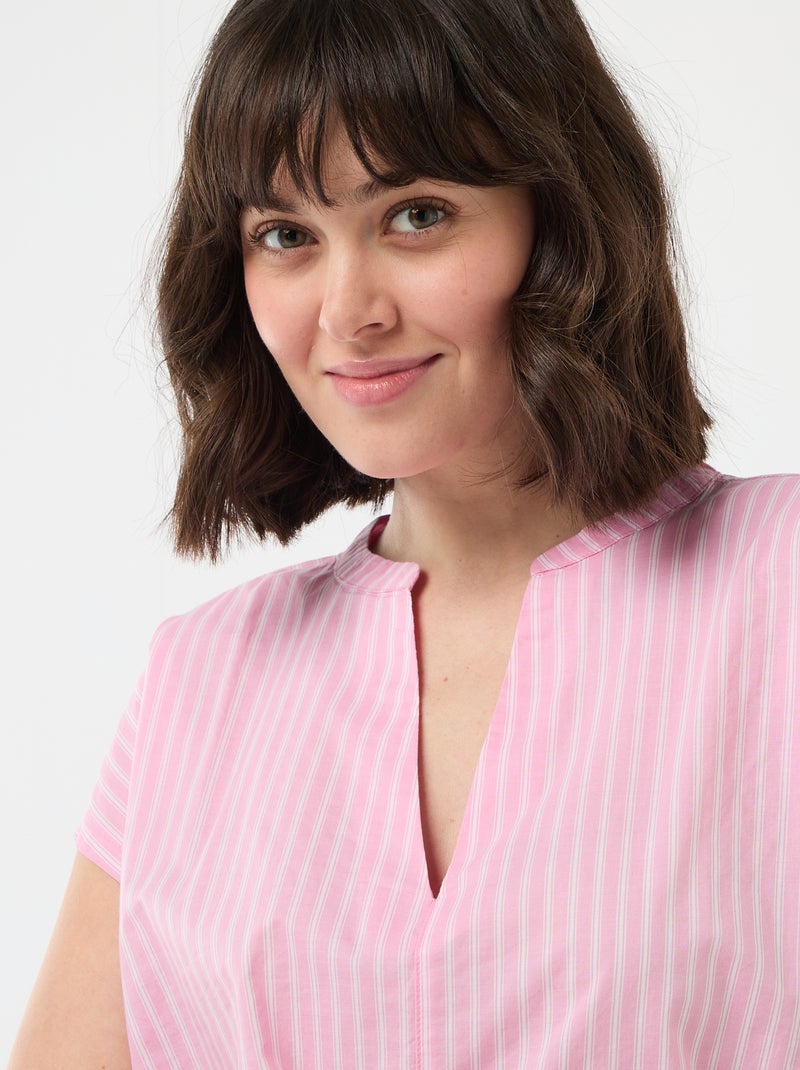 Short-Sleeved V-Neck Blouse Pink - Kiabi
