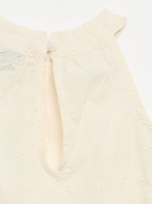 Sleeveless Blouse and Shorts Set - Kiabi Sleeveless Blouse and Shorts Set - Kiabi