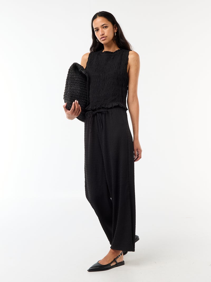 Sleeveless Smocked Top Black - Kiabi