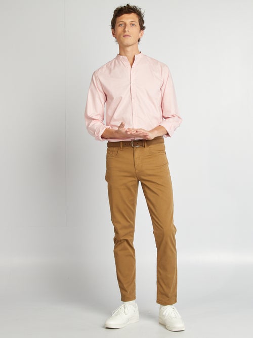 Slim-Chino mit 5 Taschen - L32 - Kiabi Slim-Chino mit 5 Taschen - L32 - Kiabi