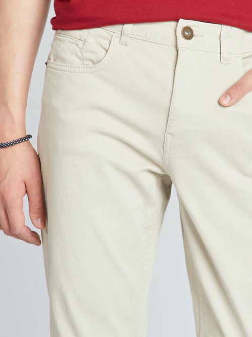 Slim-Fit Chino mit 5 Taschen - L32 - Kiabi