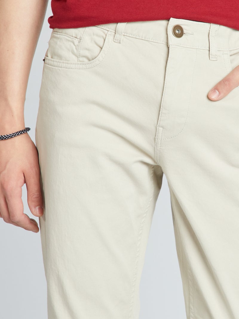 Slim-Fit Chino mit 5 Taschen - L32 Grau - Kiabi