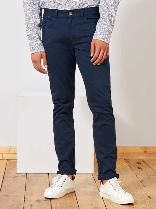 Slim-Fit Chino mit 5 Taschen - L32 - Kiabi