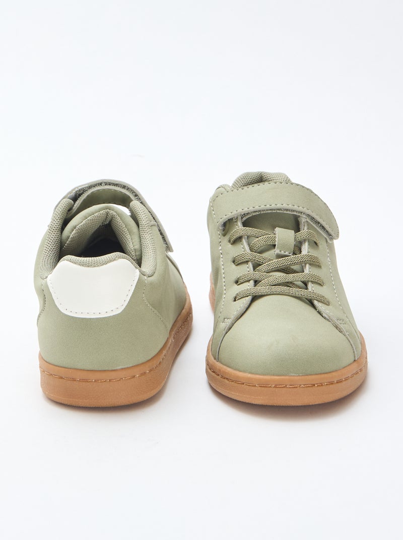 Sneakers basse in simil suede bicolore Verde - Kiabi