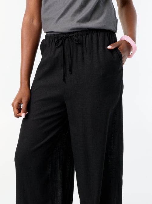 Solid Balloon Fit Pants with 2 Pockets - Kiabi Solid Balloon Fit Pants with 2 Pockets - Kiabi