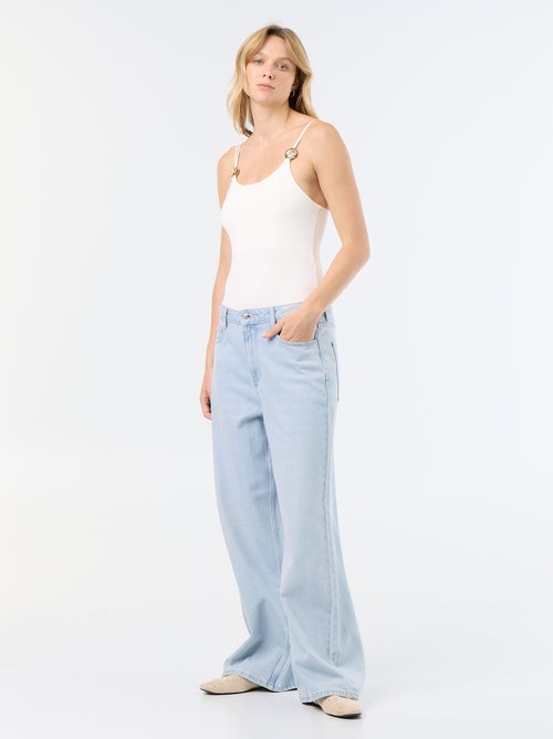 Solid Bodysuit with Embellished Straps - Kiabi Solid Bodysuit with Embellished Straps - Kiabi