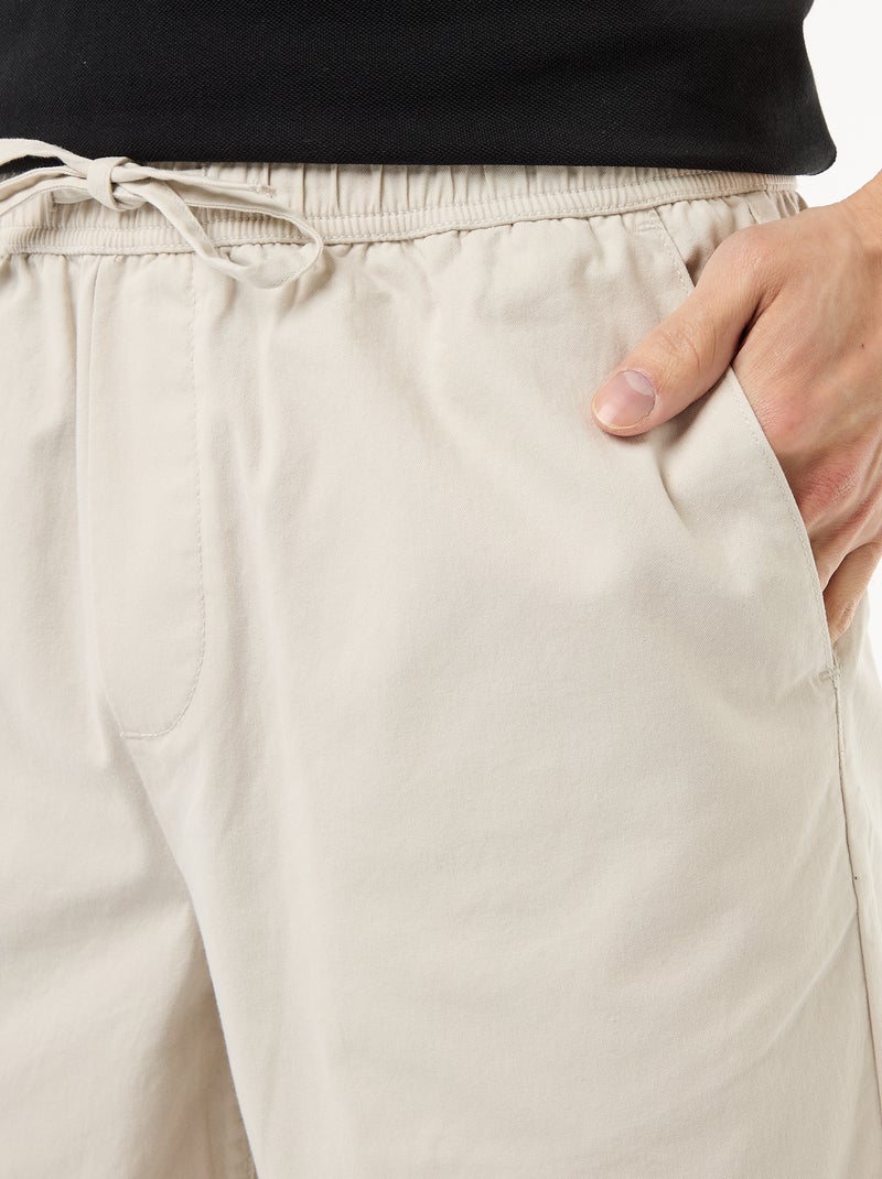 Solid Chino Shorts Grey - Kiabi