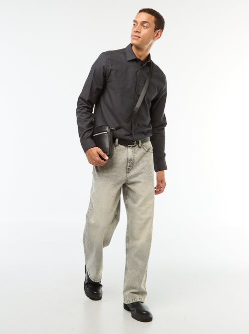 Solid Straight-Fit Shirt - Kiabi Solid Straight-Fit Shirt - Kiabi
