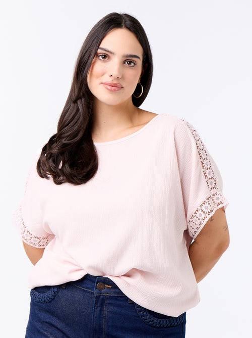 Solid T-shirt with Embroidered & Macramé Sleeves - Kiabi