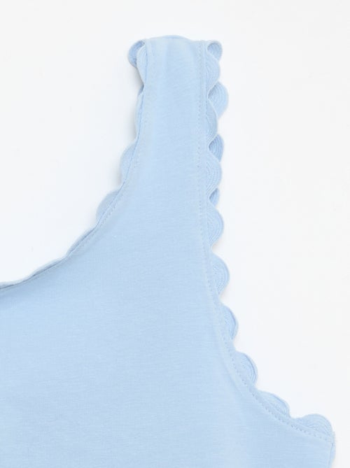 Solid tank top with wavy edges - Kiabi