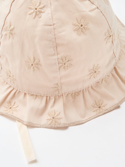 Sonnenhut mit Rüschen und gestickten Blumen - Kiabi