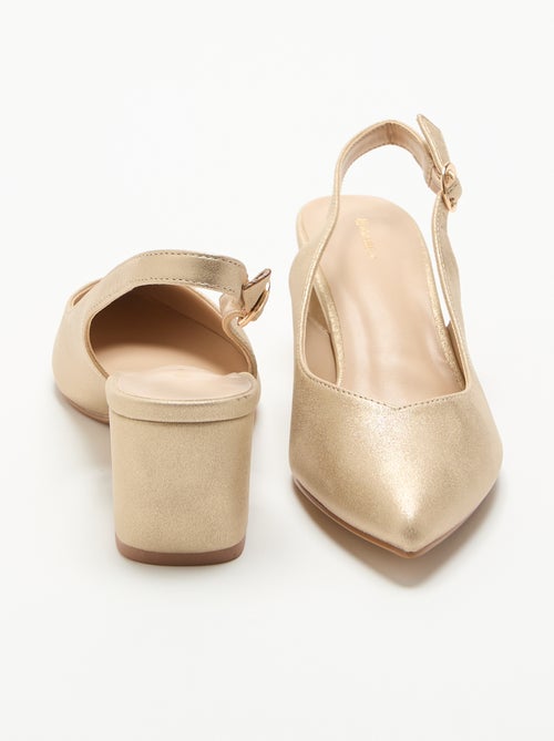 Spitze Pumps in Gold-Imitat - Kiabi Spitze Pumps in Gold-Imitat - Kiabi