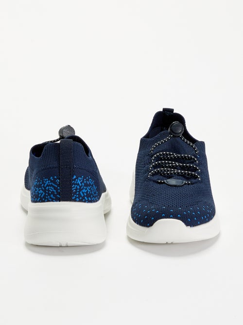 Sportschuhe aus Mesh mit Schnürsenkeln und Stoppern - Kiabi Sportschuhe aus Mesh mit Schnürsenkeln und Stoppern - Kiabi