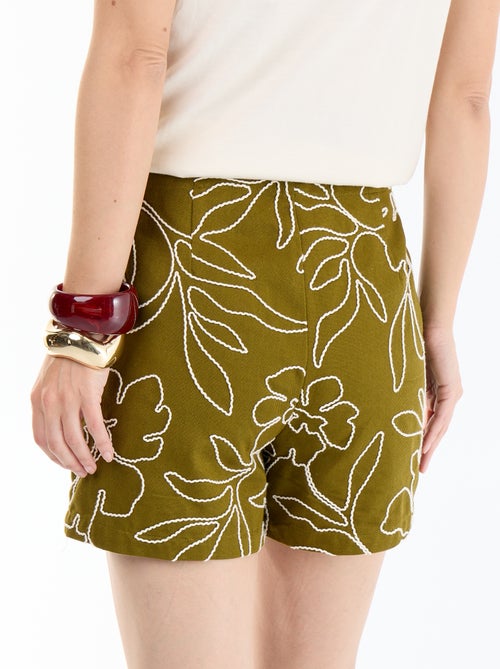 Standard-fit shorts with embroidery - Kiabi