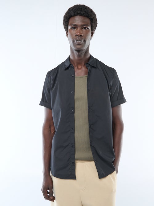 Straight-cut short-sleeved shirt - Kiabi Straight-cut short-sleeved shirt - Kiabi