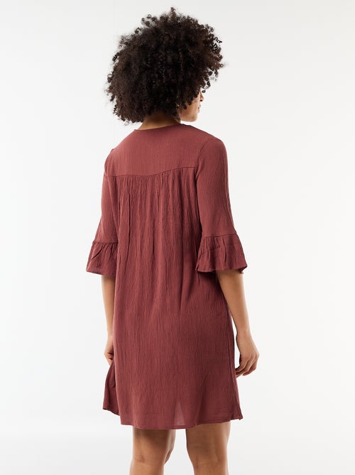 Strandkleid aus Crêpe-Strick und Makramee - Kiabi