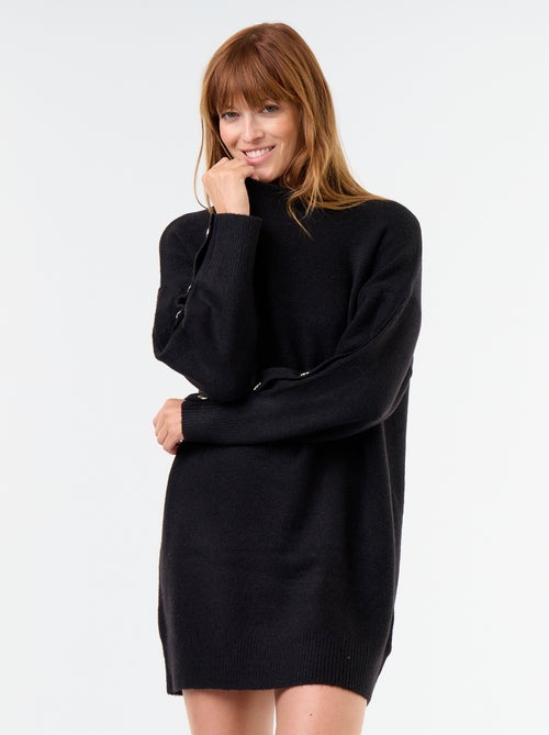 Strickkleid mit gehämmerten Knöpfen - Kiabi