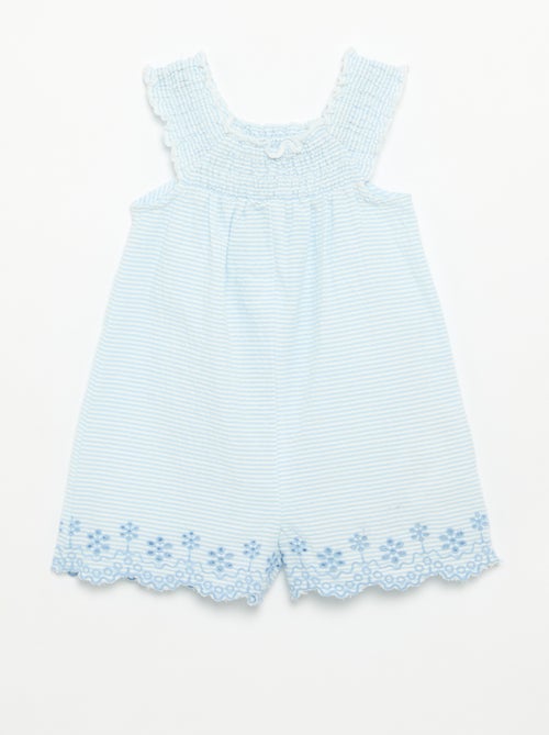 Striped Seersucker Short Romper with Smocking and Embroidery - Kiabi Striped Seersucker Short Romper with Smocking and Embroidery - Kiabi