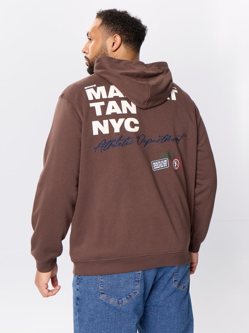Sweat zippé à capuche avec inscriptions brodées Marron - Kiabi