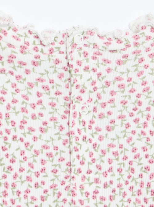 T-shirt a costine con collo ondulato - Kiabi T-shirt a costine con collo ondulato - Kiabi