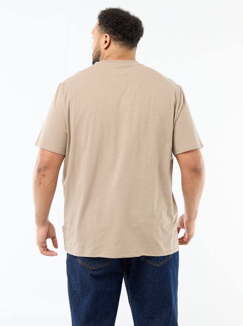 T-shirt a tinta unita regular fit - Kiabi T-shirt a tinta unita regular fit - Kiabi
