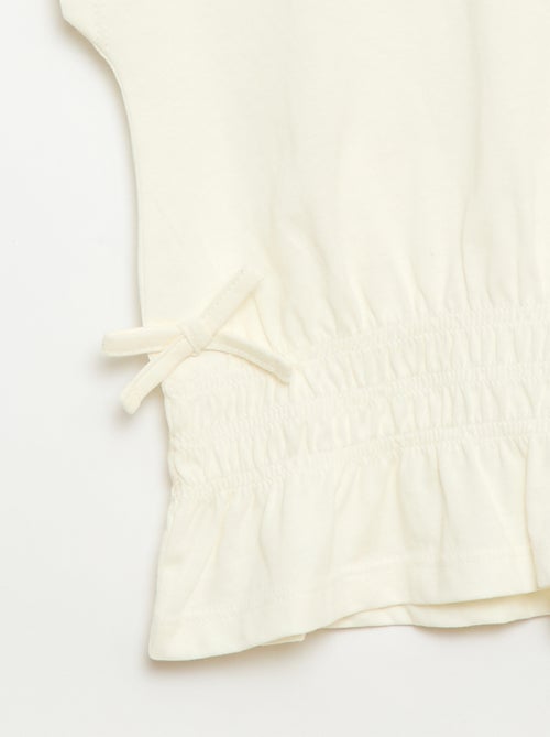 T-shirt avec empiècement smocks et nœuds à la taille - Kiabi