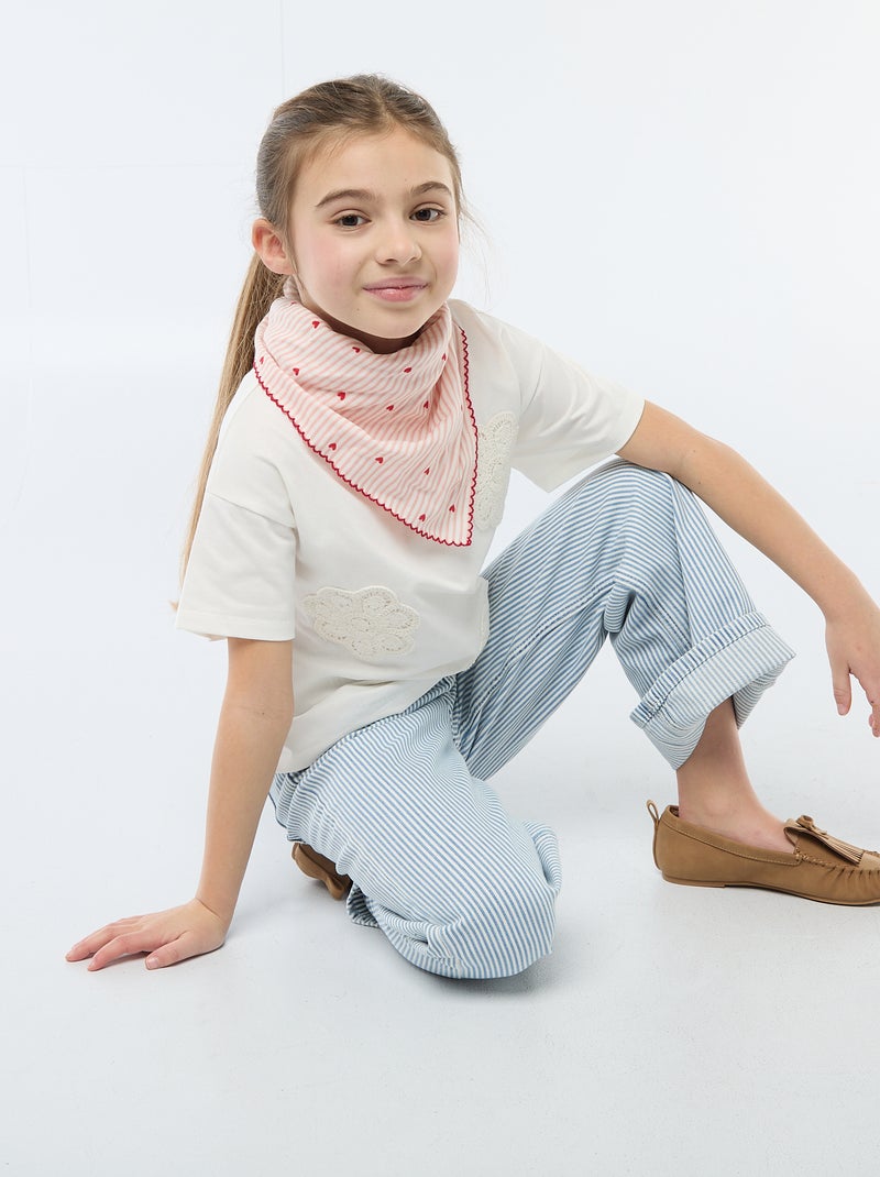 T-shirt avec fleurs en macramé Blanc - Kiabi