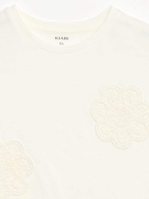 T-shirt avec fleurs en macramé - Kiabi