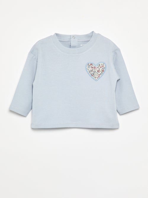 T-shirt avec patch 'cœur' à la poitrine - Kiabi