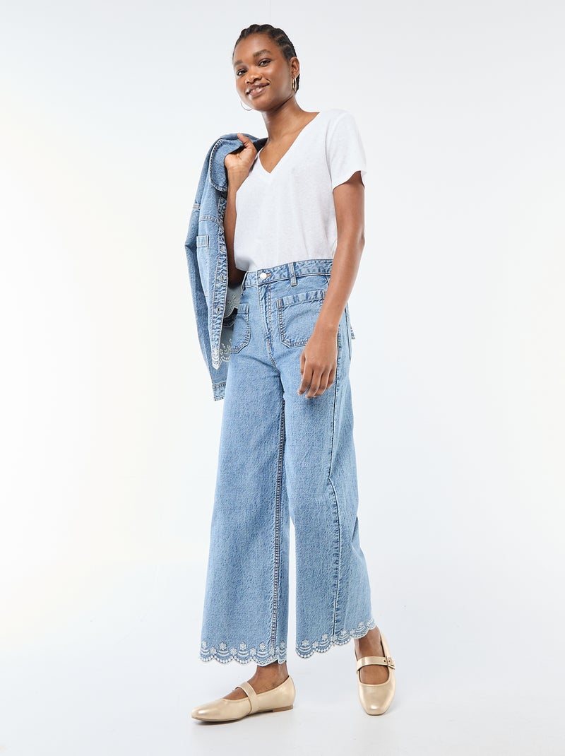 T-shirt basique à manches courtes col V Blanc - Kiabi