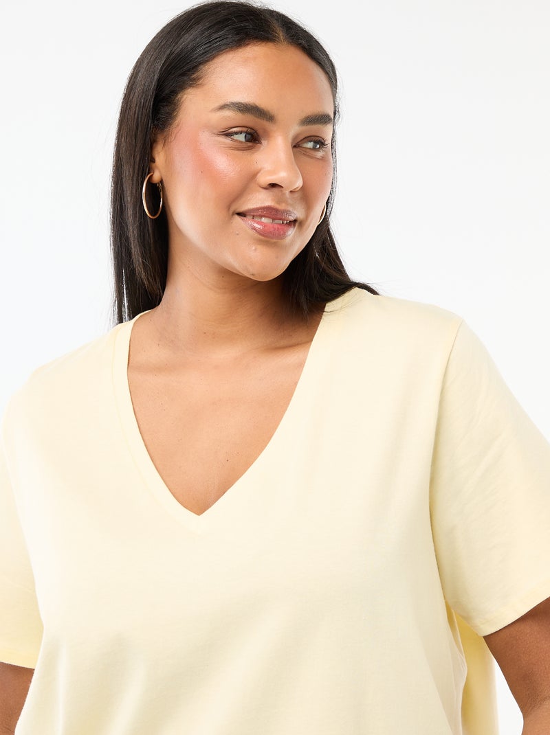 T-shirt basique à manches courtes et col V Jaune - Kiabi