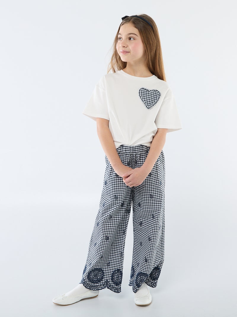 T-shirt con patch vichy Bianco - Kiabi