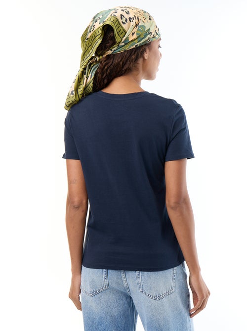 T-shirt con scollo a V - Kiabi T-shirt con scollo a V - Kiabi