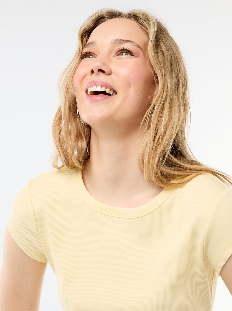 T-shirt en jersey manches courtes côtelé Jaune - Kiabi