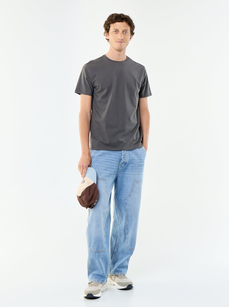 T-shirt homme en coton biologique col rond coupe regular Gris - Kiabi
