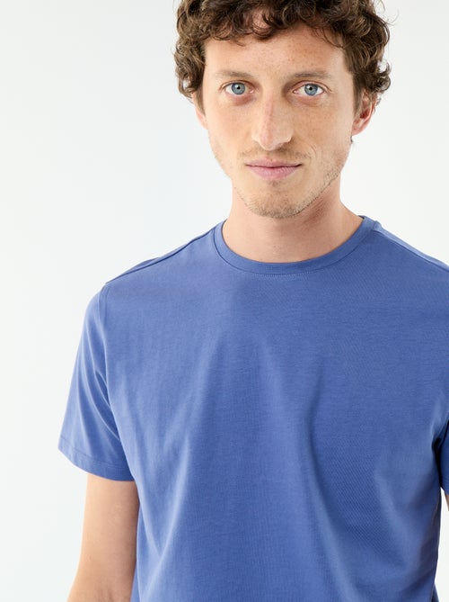 T-shirt homme en coton uni à col rond - Kiabi T-shirt homme en coton uni à col rond - Kiabi