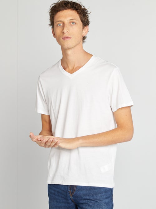 T-shirt homme uni en coton à col V - Kiabi