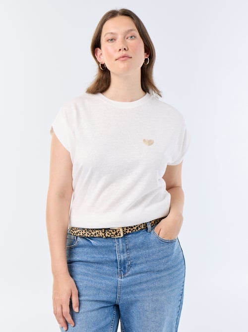 T-shirt in jersey senza maniche con piccolo ricamo sul petto - Kiabi T-shirt in jersey senza maniche con piccolo ricamo sul petto - Kiabi