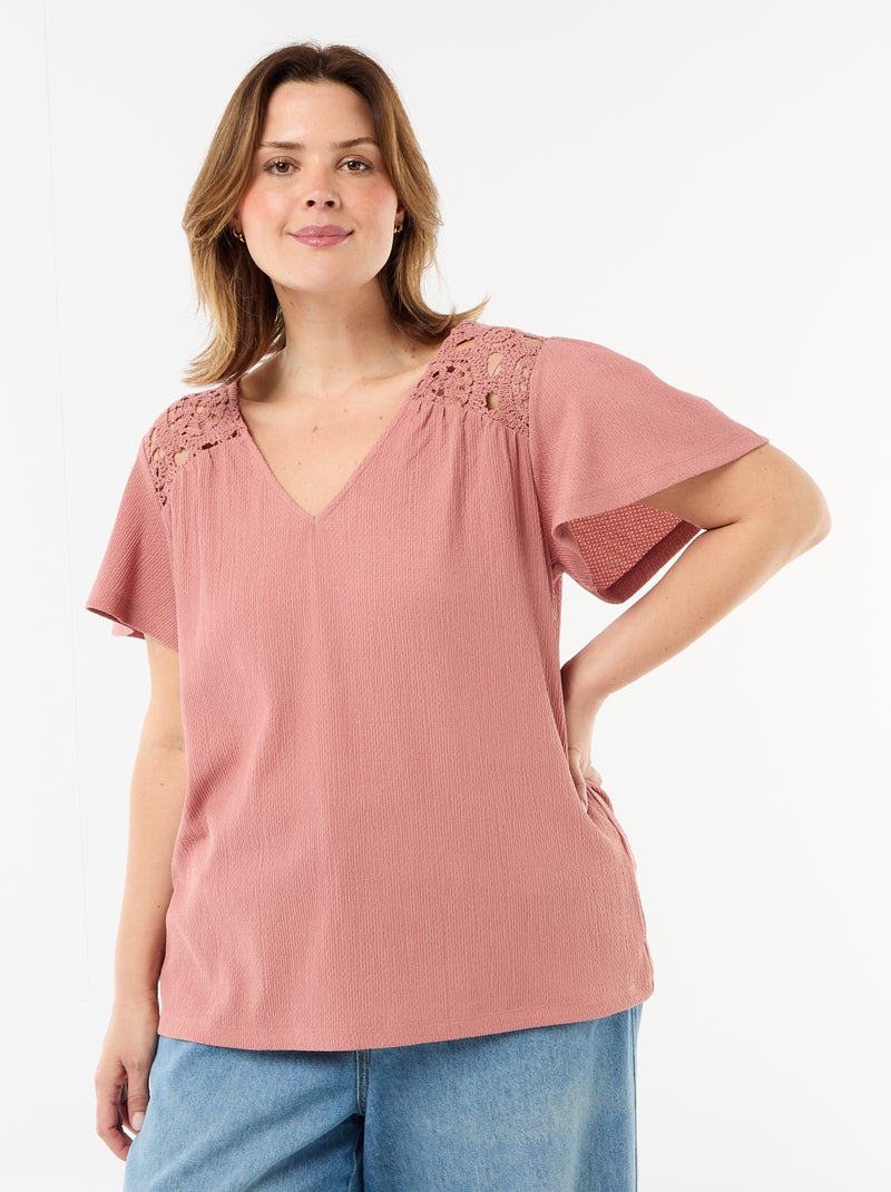 T-shirt in maglia crêpe e macramè Rosa - Kiabi
